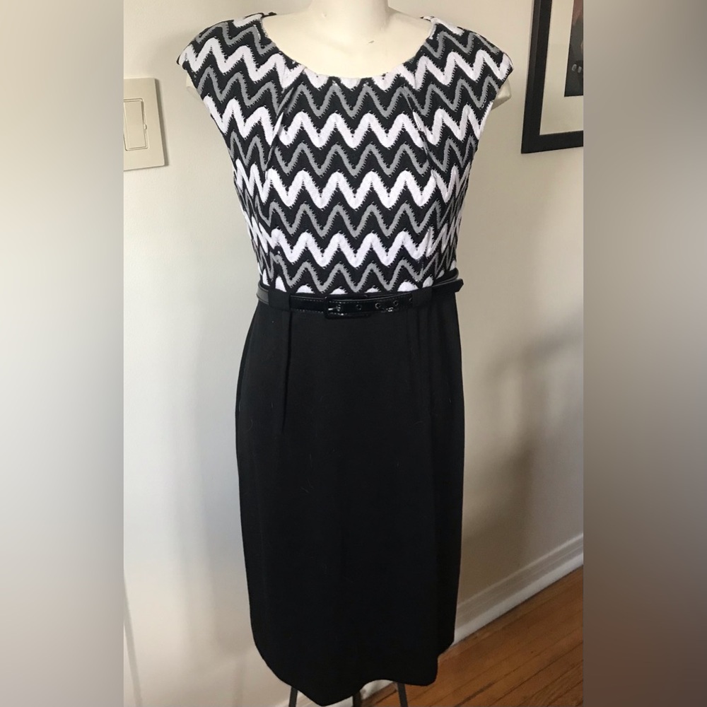 Connected Apparel Sleeveless Dress - Size 12